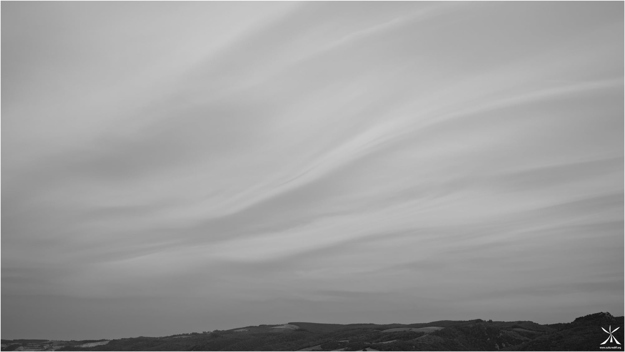 Nuages effilés au-dessus de la Montagne Noire